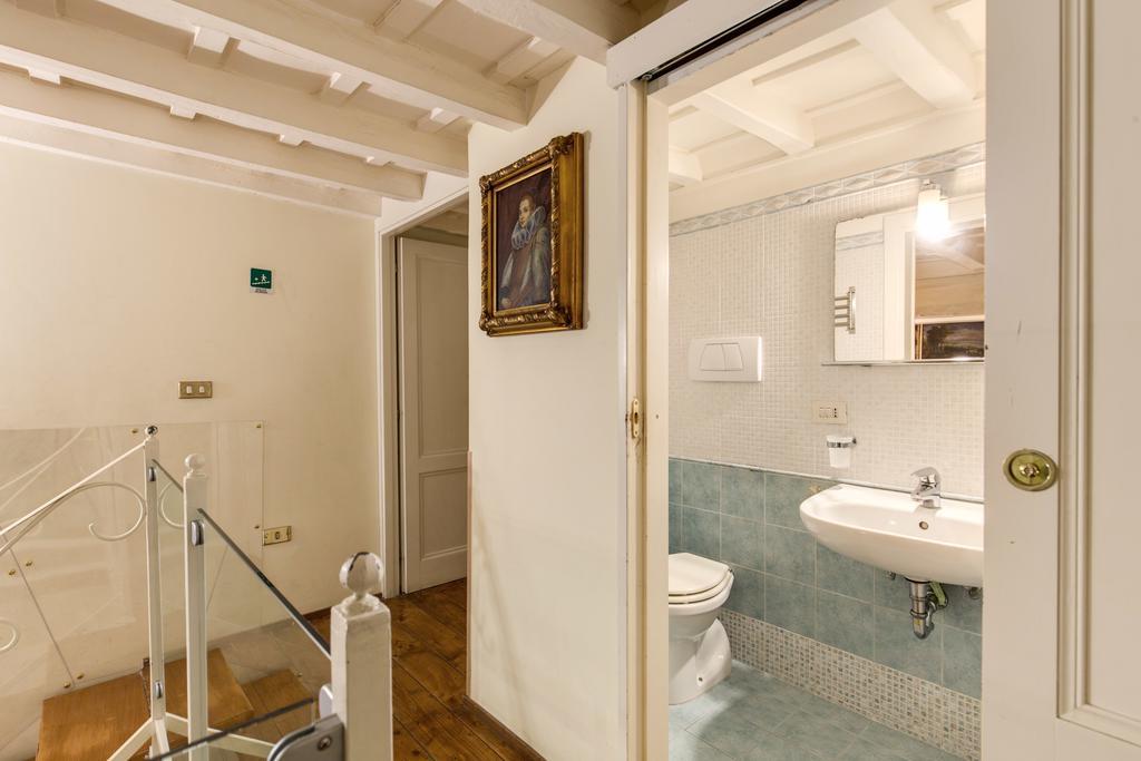 Cappellari Apartment โรม ภายนอก รูปภาพ